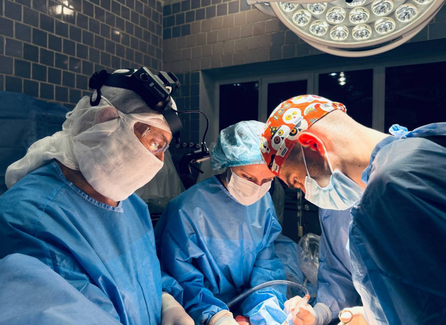 Шанс на нове життя: у Запоріжжі лікарі за одну ніч врятували одразу трьох пацієнтів (фото, відео)