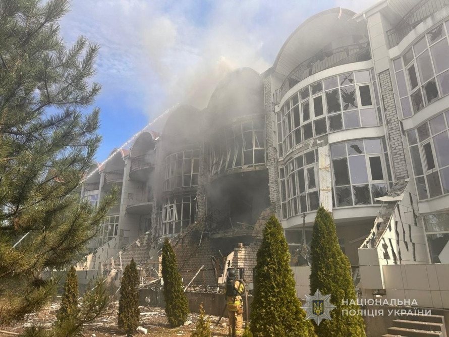 Двоє людей загинули, вісім - поранені: наслідки ворожих атак Запоріжжя і області за добу