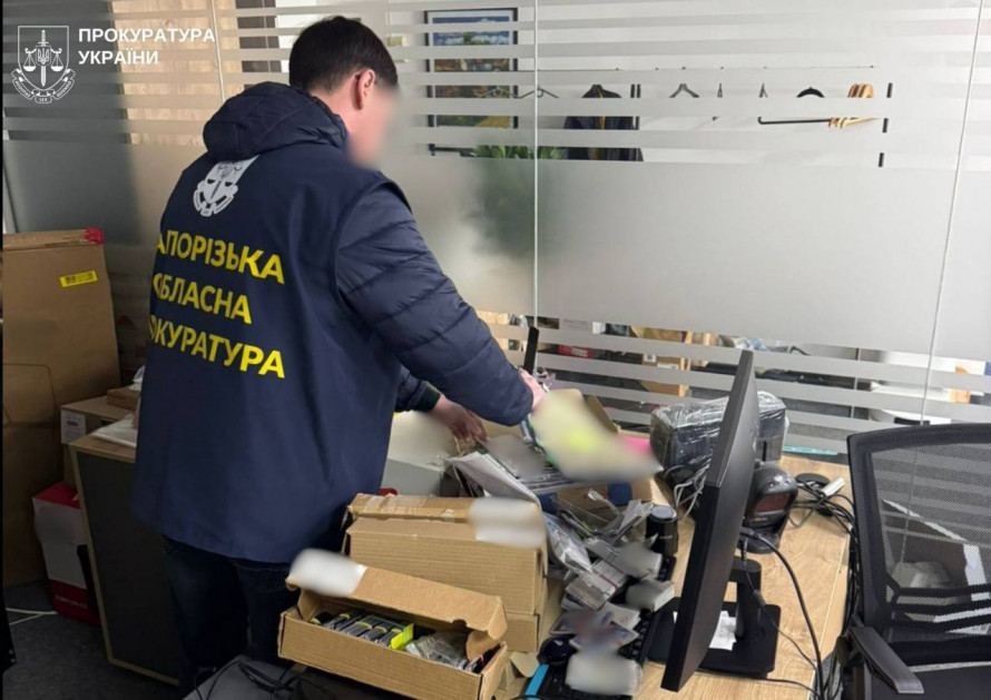 Десятки мільйонів: у Запоріжжі викрили схему на ринку пального (фото, відео)