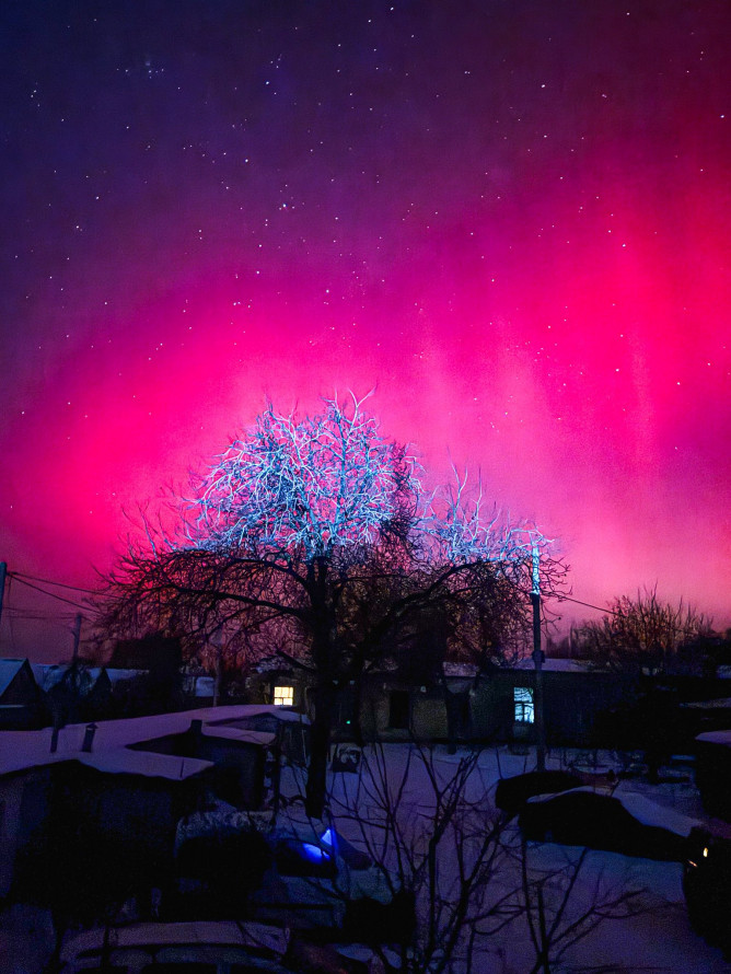 Магія в небі: запоріжці спостерігали рідкісне північне сяйво (фото)