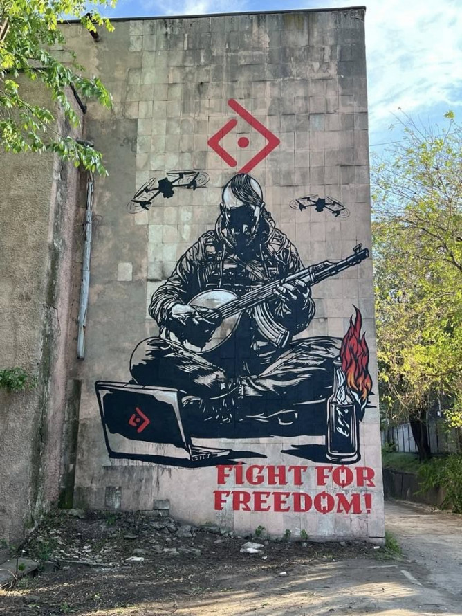 Нові мурали, забруднення річки та підйомник для ветерана - важливі новини Запоріжжя за тиждень