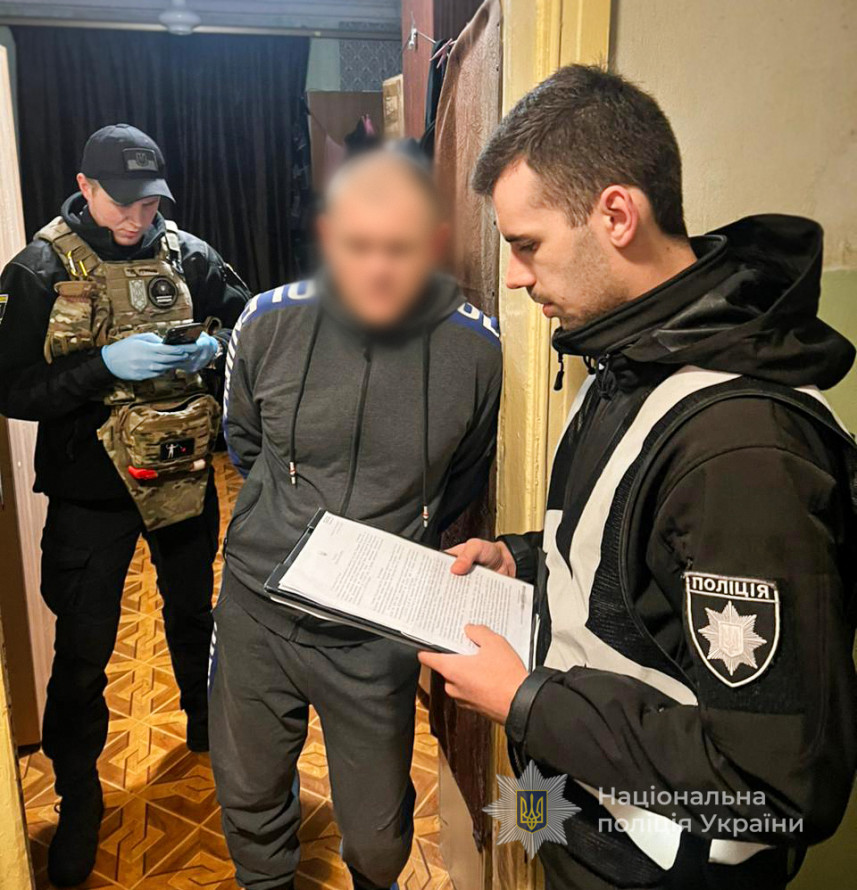 Граната "з рук у руки" - у Запоріжжі чоловік намагався продати вибухівку "клієнту"