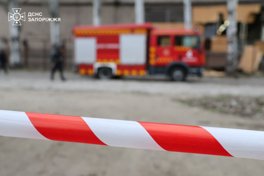 У Запоріжжі завершили аварійно-рятувальні роботи на місцях "прильоту" - фото наслідків ворожого авіаудару 8 грудня