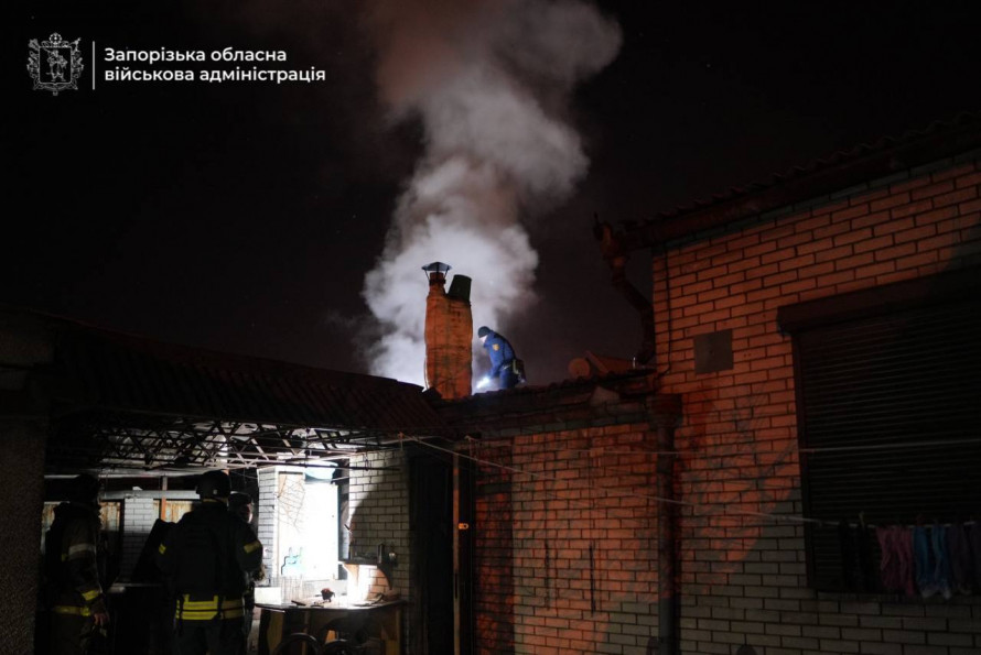 У Запоріжжі під час атаки дронів спалахнула лазня - у ДСНС назвали причину пожежі