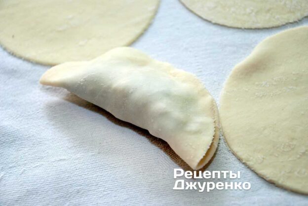 Майже вареники - як приготувати китайські пельмені цзяоцзи з грибами, яйцем та зеленню