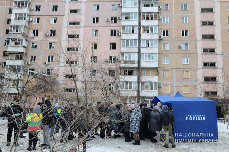 Троє загиблих, поранені та сотні ударів: росія масовано обстріляла Запоріжжя і область
