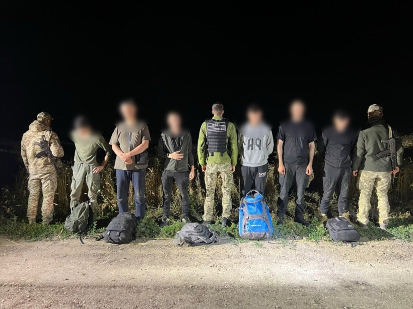 Понад чотири доби переховувався у лісі - мешканець Запорізької області з товаришами-втікачами намагався прорватися до Молдови (фото)