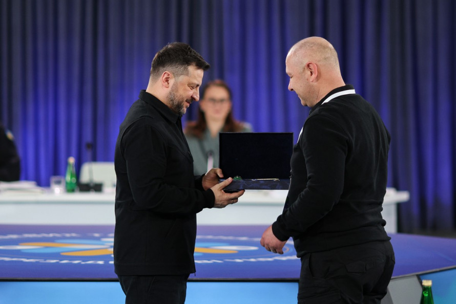 Гуляйполе та Оріхів отримали відзнаки "Міст-героїв України" від Володимира Зеленського (фото)