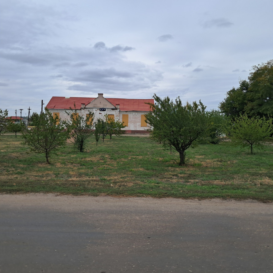 Залізниця, паровий млин, стратегічні бої: історія селища на Запоріжжі, яке зруйнувала війна (фото)