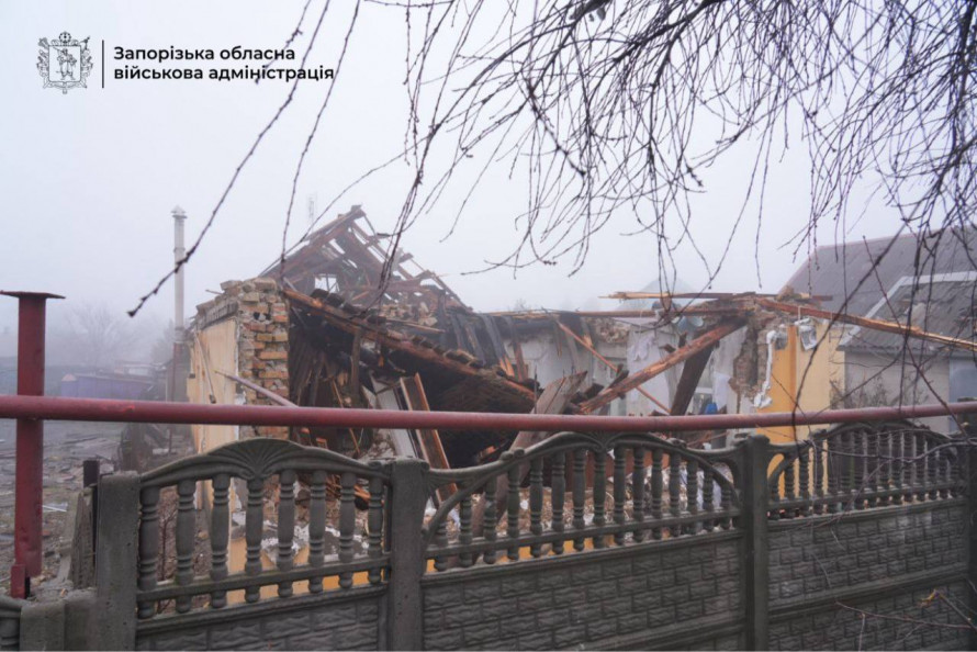 Ніч під дронами: у Запоріжжі внаслідок російської атаки є поранені та руйнування (фото)