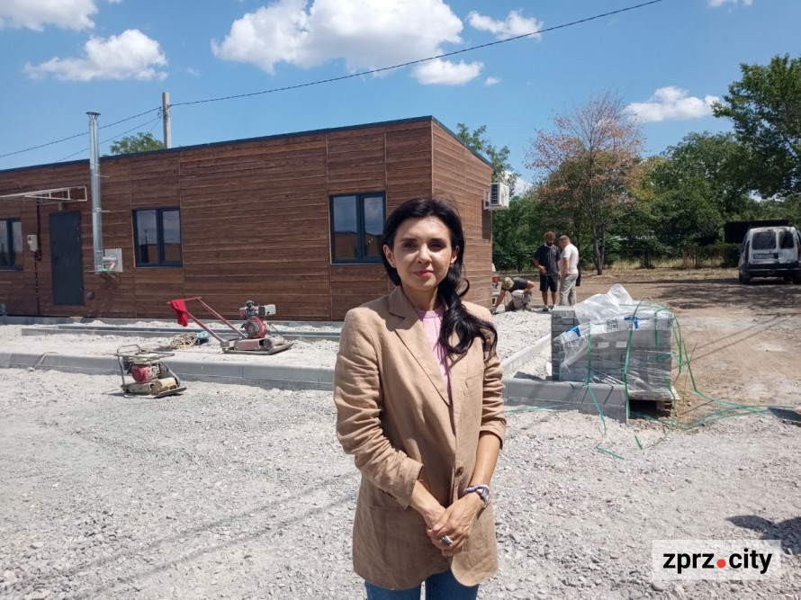 У Запоріжжі завершують облаштування модульного містечка для переселенців і запрошують подавати заявки (фото)