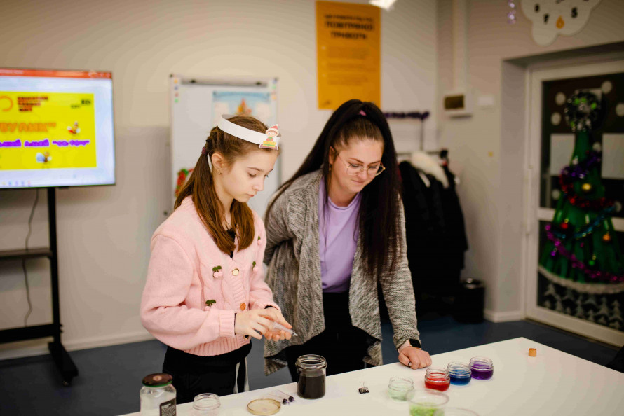 Освітні "Вулики" - у Запорізькій області з'явилися нові центри для навчання та розвитку школярів (фото)