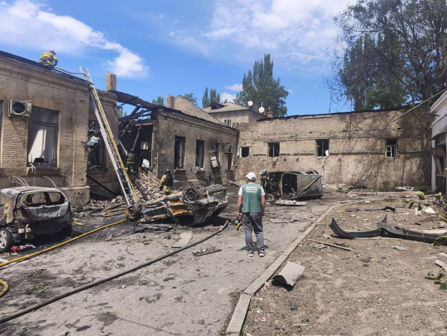 У Запоріжжі після ворожого удару зросла кількість постраждалих -  значні руйнування (фото)