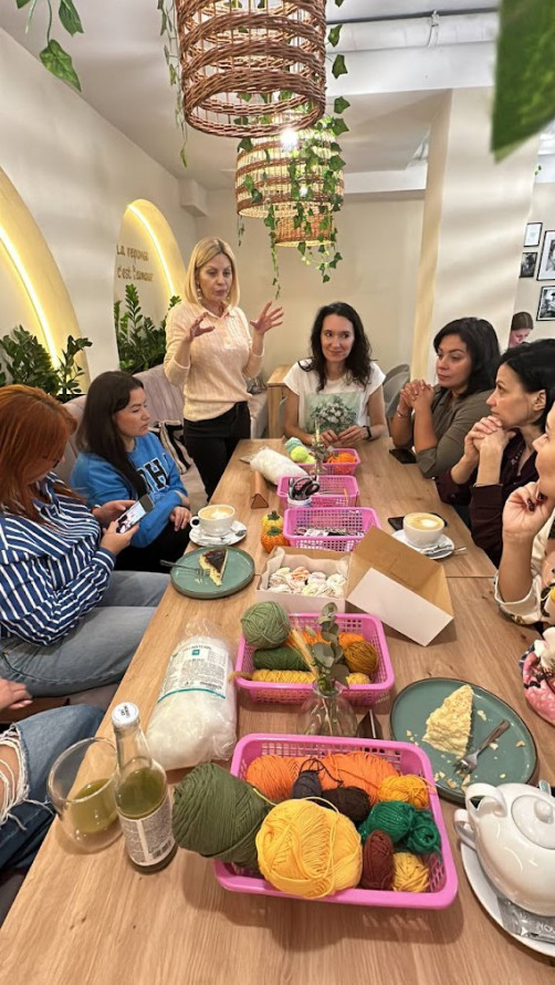 Хобі усього життя перетворила на власну справу: як запоріжанка завдяки гранту відкрила творчу студію (фото)