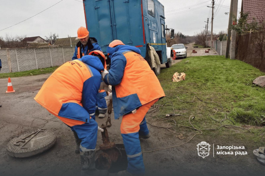 У Запоріжжі оновлюють водогін, від якого залежать майже 4 тисячі мешканців приватного сектору