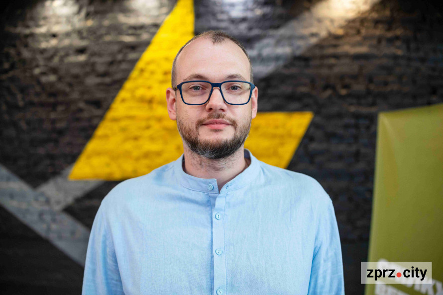 "За цим майбутнє": у Запоріжжі ветеранів навчали використовувати штучний інтелект