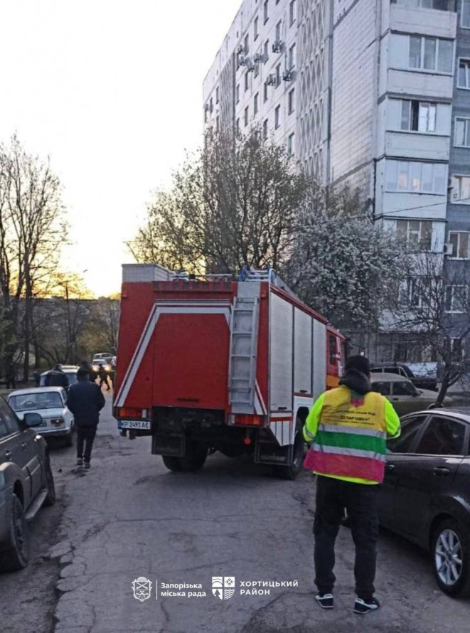 Наслідки ранкового обстрілу Запоріжжя: пошкодження, пожежі та розповіді очевидців (фото)