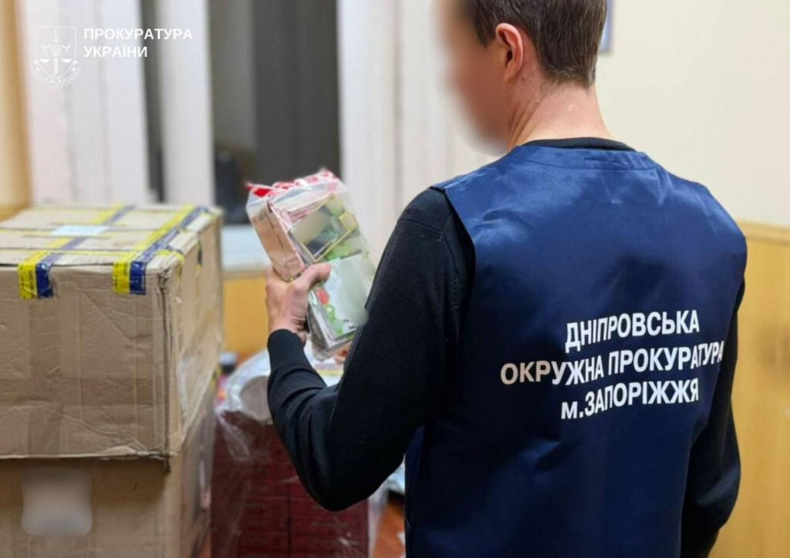 Вейпи з сюрпризом: у Запоріжжі викрили мережу продажу наркотиків (фото)