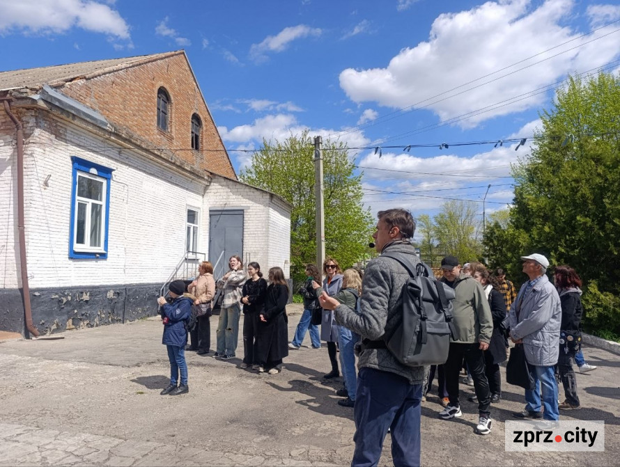 Від найстарішої школи до справжнього замку: які незвичайні менонітські будівлі можна побачити в Запоріжжі (фото)