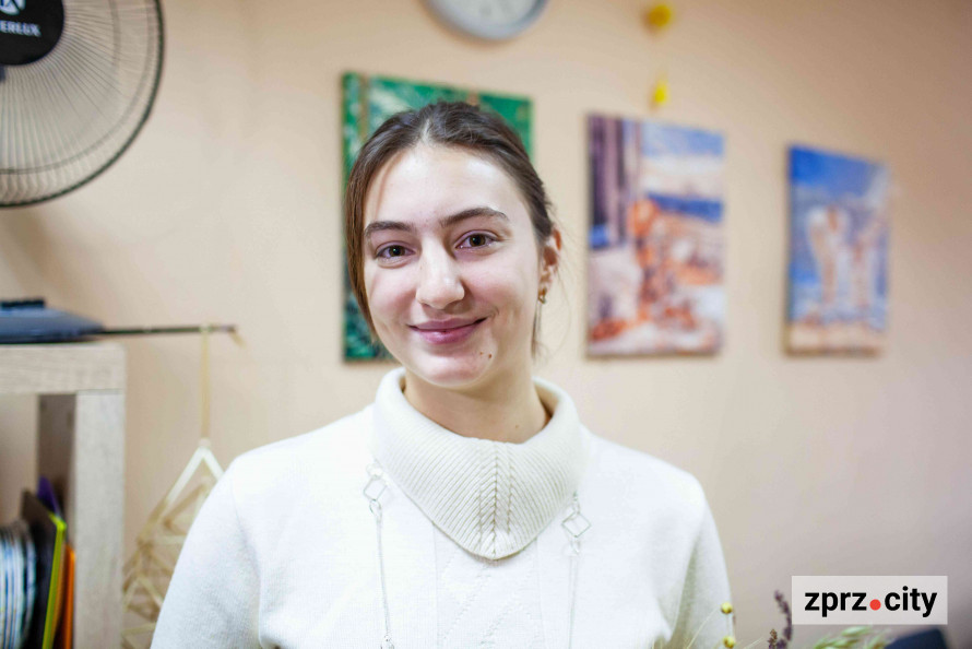 Різдвяна магія - у запорізькому ком’юніті-центрі «Опліч Хаб» відбувся майстер-клас з етнотерапії