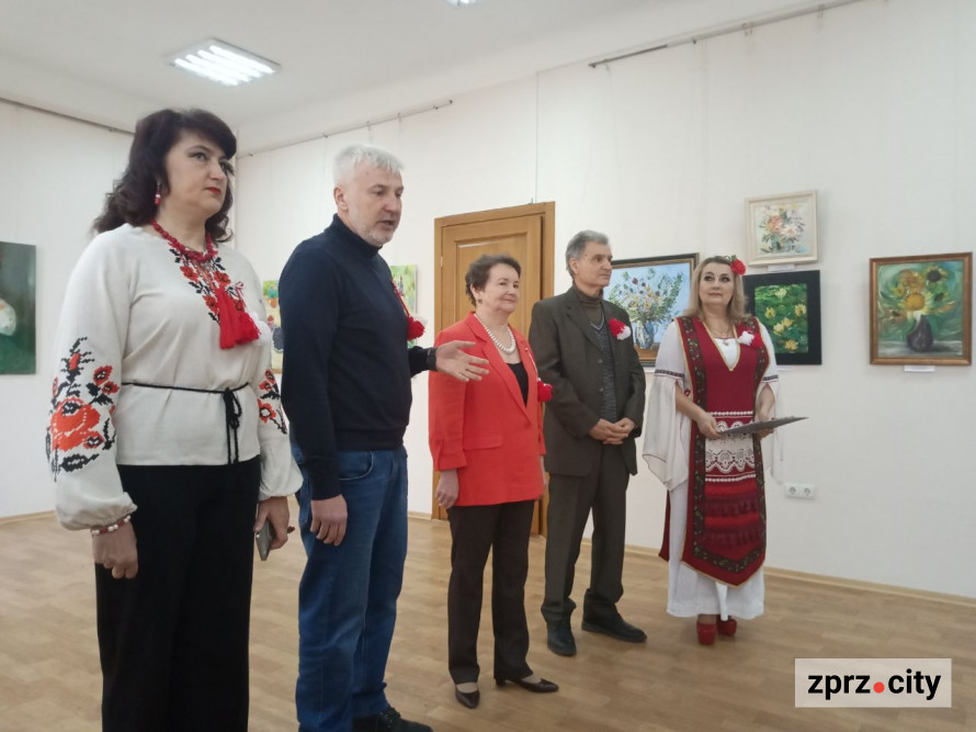 Як болгари зустрічали весну у Запорізькому художньому музеї - фото