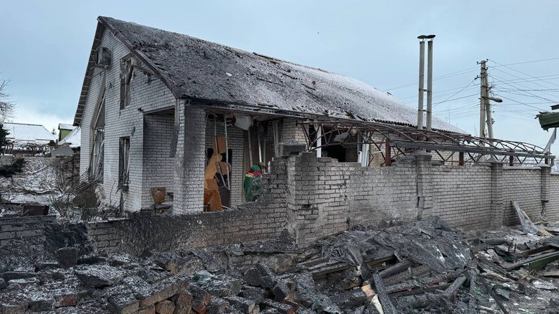 "Мене оглушило, зараз погано чую" - що розповіли очевидці про кошмар ранкової атаки авіабомбами по Запоріжжю (фото)