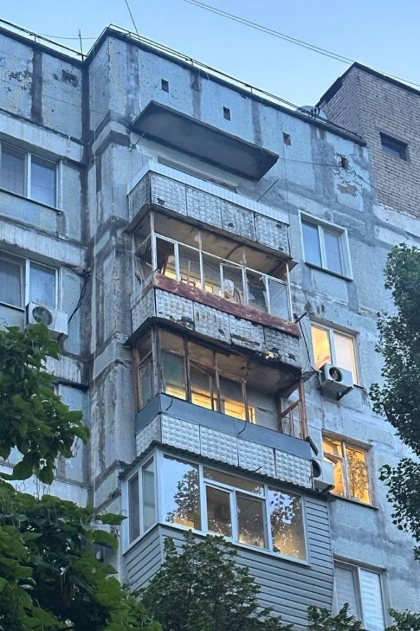 Два райони Запоріжжя атакували КАБами та дроном: є загиблий та поранені (фото, відео)