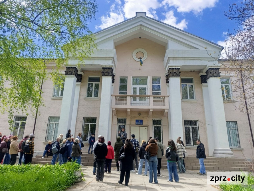 Від найстарішої школи до справжнього замку: які незвичайні менонітські будівлі можна побачити в Запоріжжі (фото)