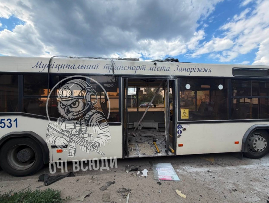 Стало відомо який автобус потрапив під удар дрона: скільки комунального транспорту атакував ворог у Запоріжжі