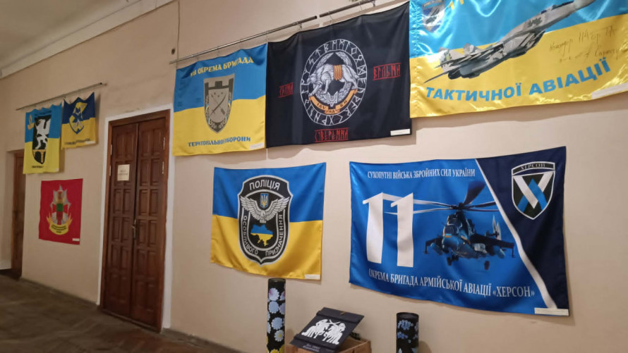 До Дня археолога у запорізькому музеї відкрили унікальну виставку з античними експонатами - фото