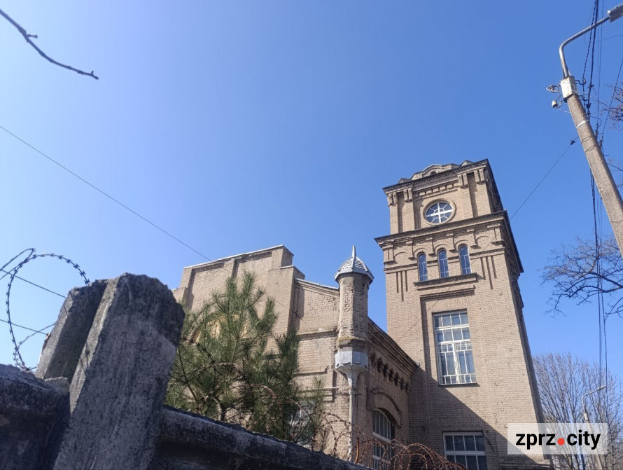 Атмосфера старого міста: які незвичайні будівлі можна побачити в історичному центрі Запоріжжя (фото)