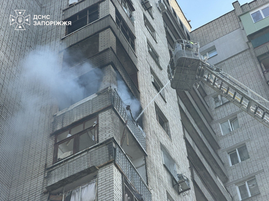 Удар по Епіцентру: які наслідки ворожих обстрілів Запоріжжя та області за добу (фото)
