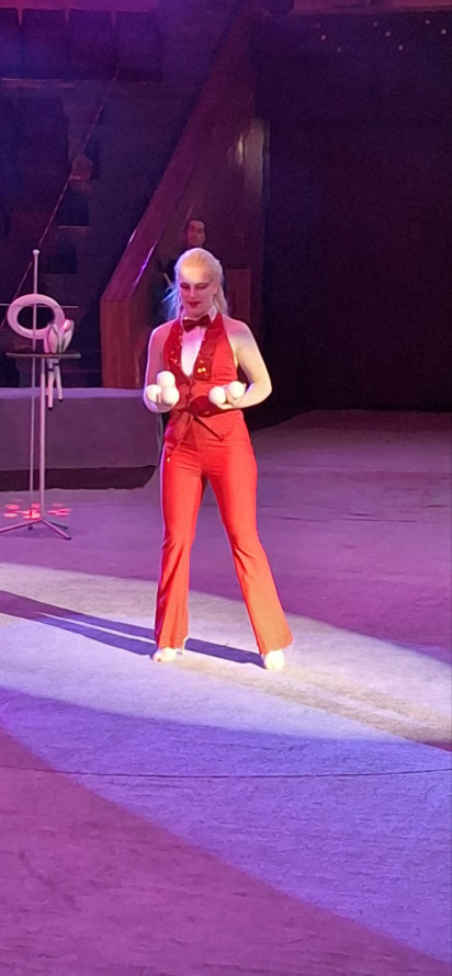 CRAZY заєць на арені: у Запоріжжі показали яскраву прем’єру циркового шоу