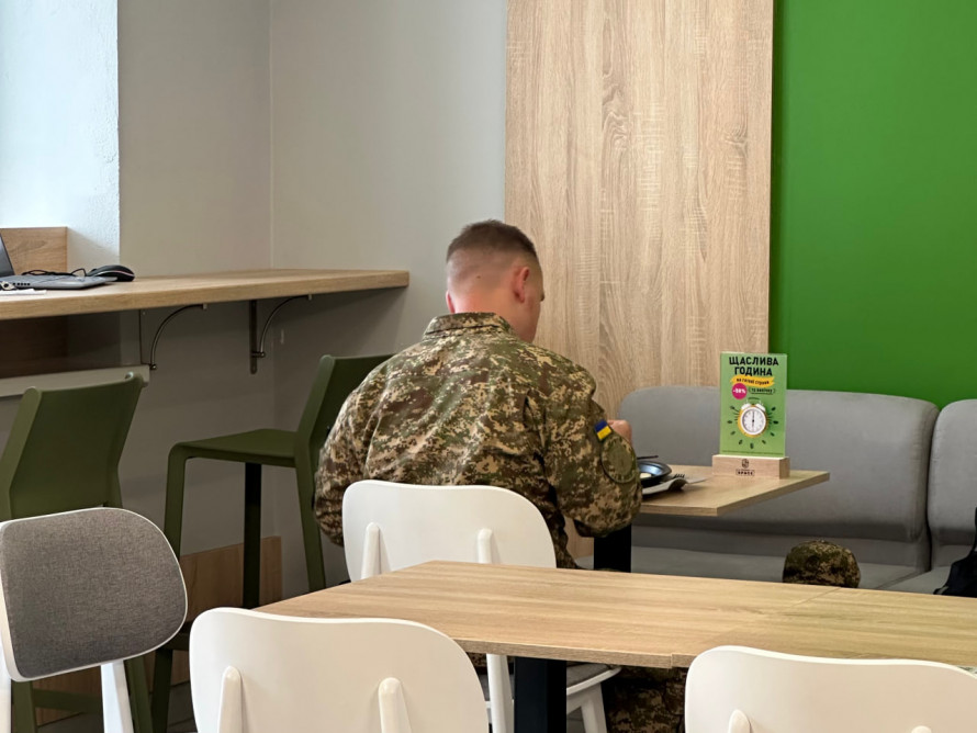 В одній палаті, але з різними тарілками: як відрізняється харчування військових, ветеранів та цивільних у лікарнях