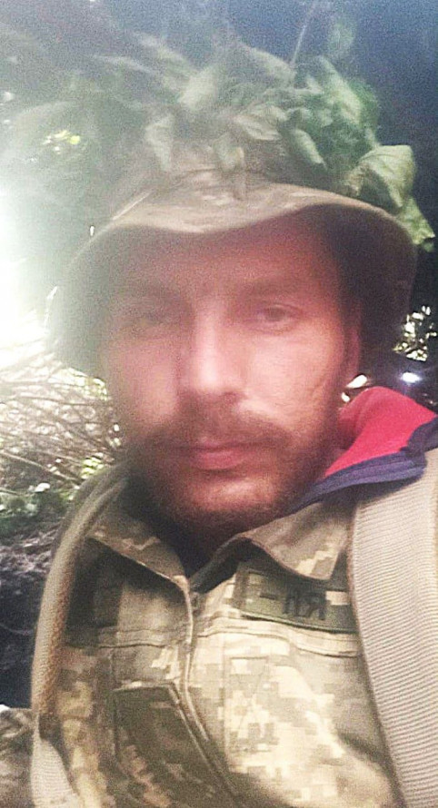 Майже два роки вважали зниклим безвісти - на Запоріжжі попрощаються із захисником, який загинув під Донецьком