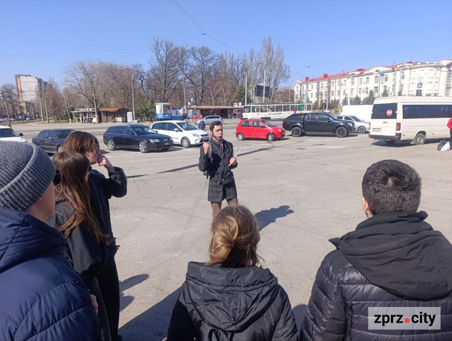 Від ярмарків до революцій: що приховують Площа Свободи та історичні будівлі Запоріжжя (фото)