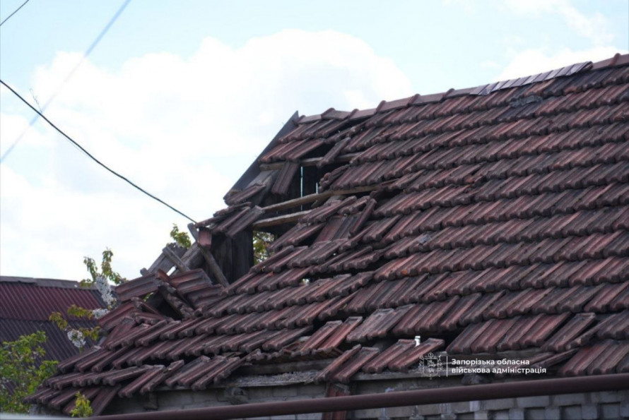 Ворог ударив по Запоріжжю: вбита людина, поранена дитина - які ще наслідки (фото, відео)