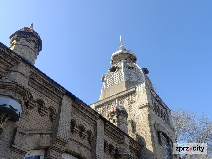 Атмосфера старого міста: які незвичайні будівлі можна побачити в історичному центрі Запоріжжя (фото)