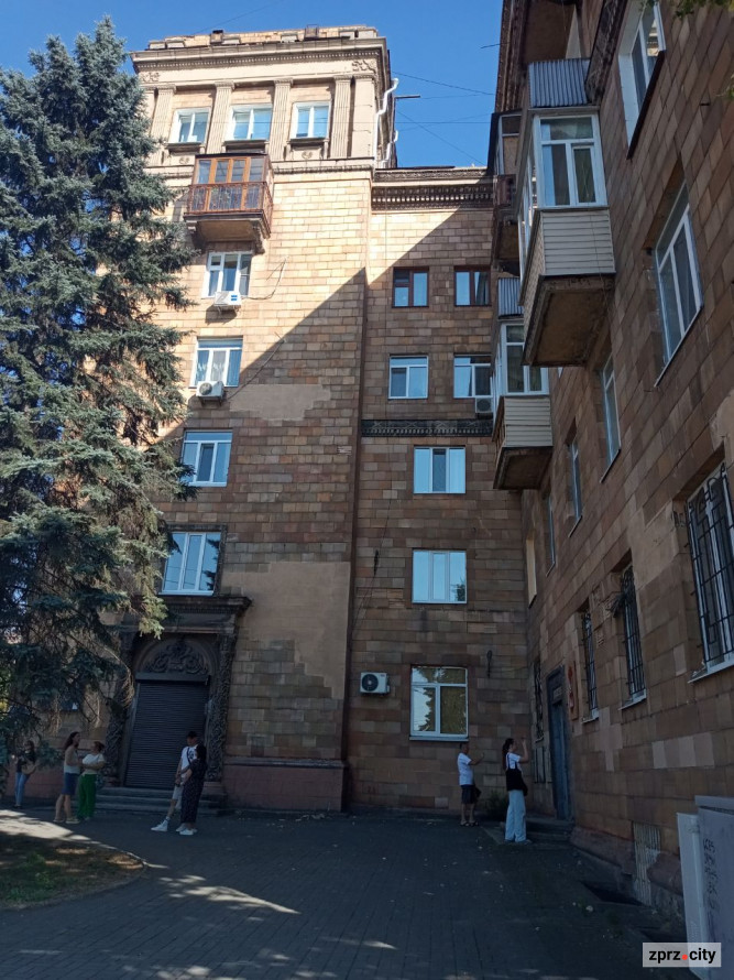 Запорізький музей провів безкоштовні екскурсії Шостим селищем - архітектурні цікавинки (фоторепортаж)