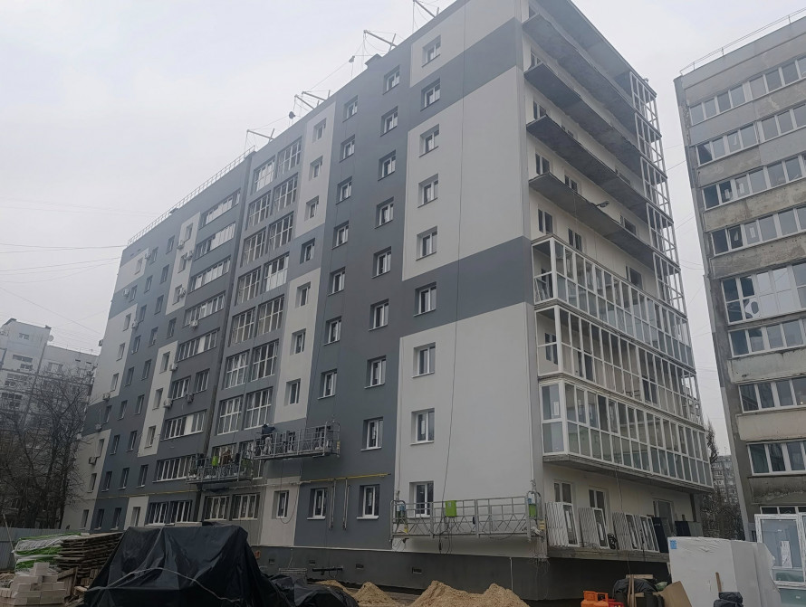 Оздоблюють квартири за брендбуком - будинок на вулиці Запорізькій готовий на 85% (фото)