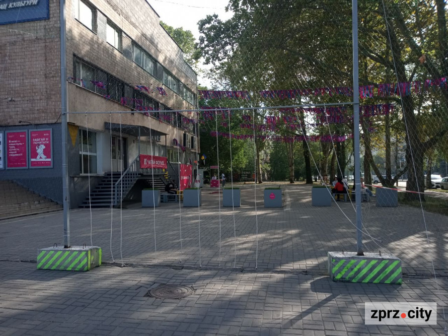У Запоріжжі розпочався книжковий фестиваль "Читай Форум": фоторепортаж