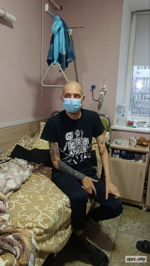 «Діаліз — це важкий шлях»: запорізькі лікарі успішно провели дві унікальні трансплантації нирок (фото)