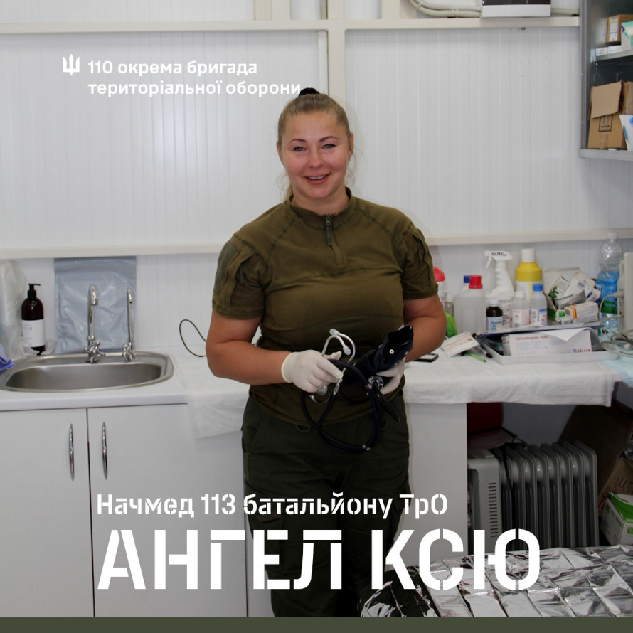 "Їду в автобусі, і плачу" - мешканка Мелітополя повернулася із-за кордону, щоб стати бойовою медикинею (фото)