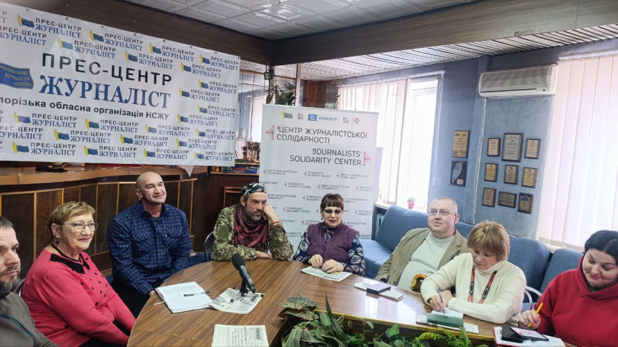 "Ні разу не джентельмен" - на Хортиці покажуть моновиставу про війну та самоіронію
