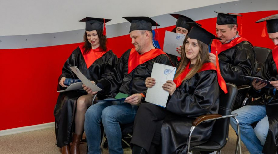 Інженери, які змінюють промисловість: у Метінвест Політехніці відбувся випуск магістрів