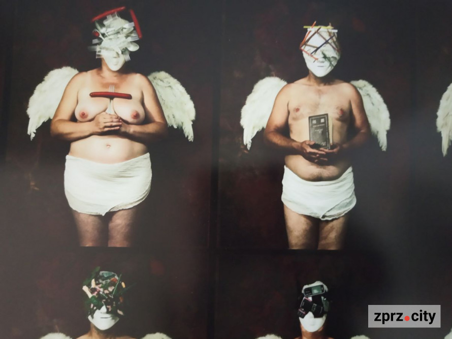 Ню, іронія і трохи соцарту - у запорізькому фотоклубі відкрили нову виставку
