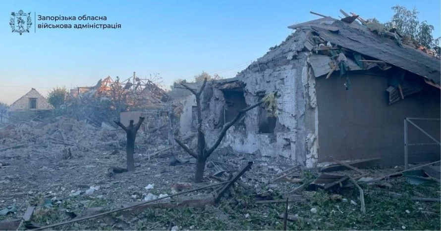 Масована ракетна атака по Запоріжжю - внаслідок ворожих ударів є поранені, серед них діти (фото, відео)