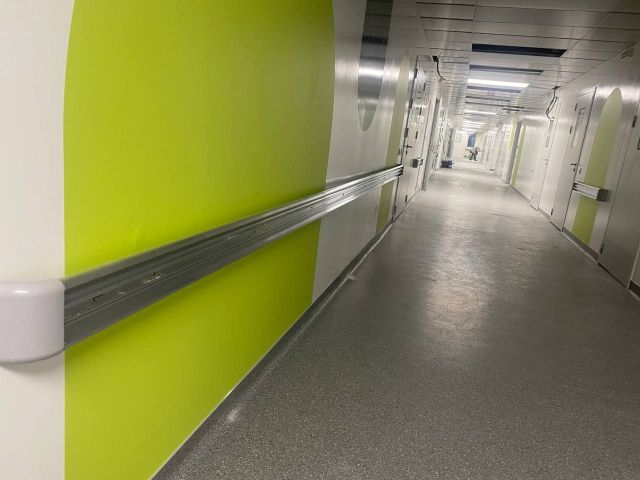 Палати, операційні, реанімація - у Запоріжжі готують до відкриття оновлений травматологічний корпус провідної лікарні (фото)