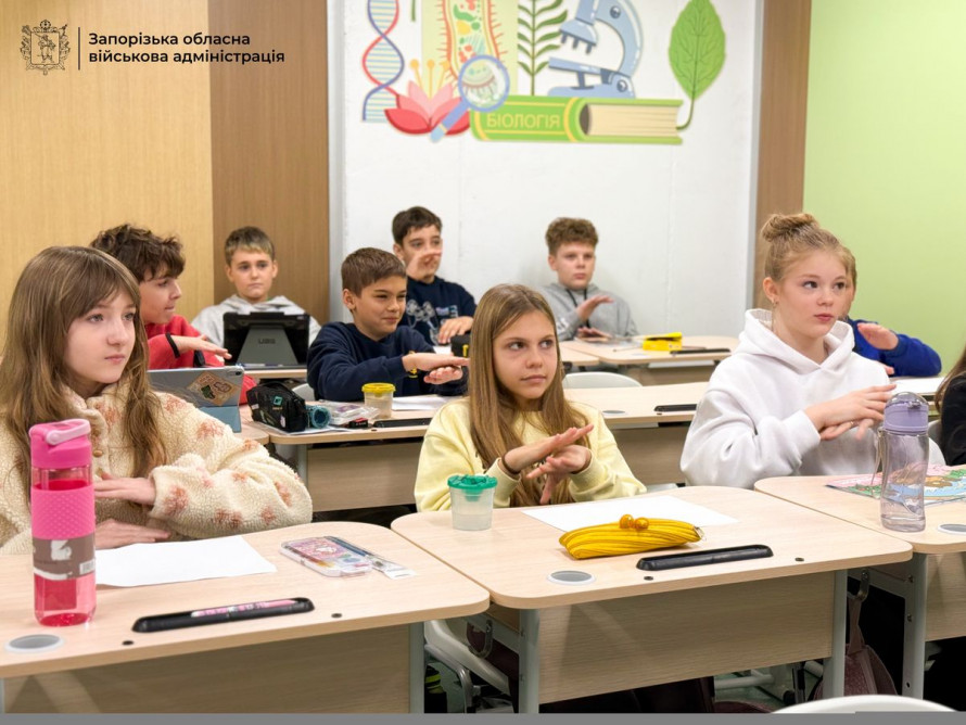 Як проходить навчання у новій підземній школі у Козацькому ліцеї в Запоріжжі - фото, відео