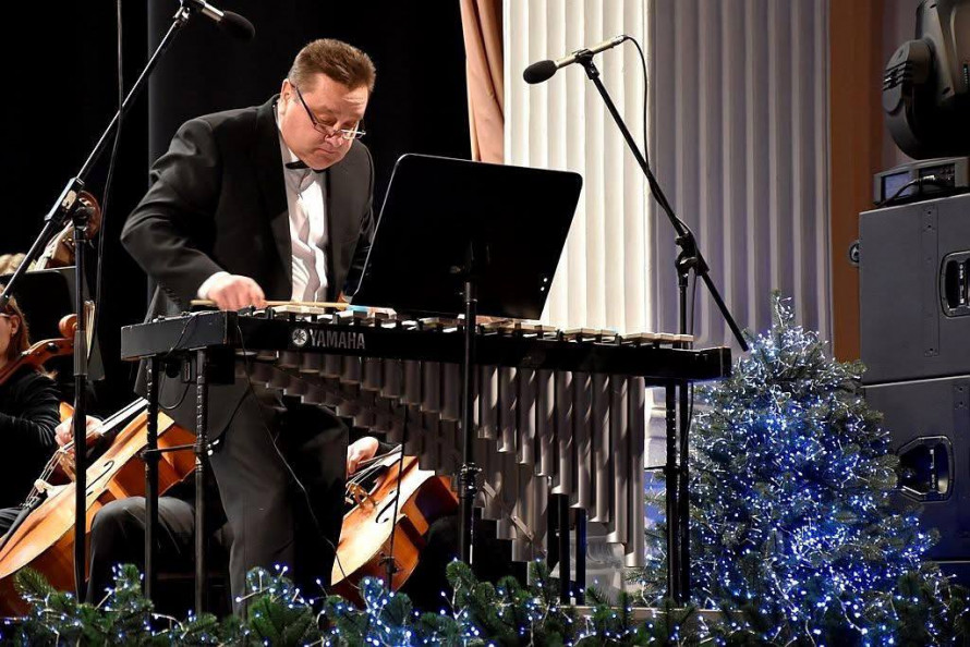 Усі твори неймовірні - у Запоріжжі авторський концерт відомої композиторки зібрав зірок філармонії